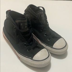 Junior sz 12 kids converse all star good condition